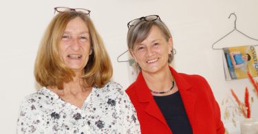 OBSERVER Mitarbeiter gehen in Ruhestand (v.l.n.r. Grete Feitsch, Irmgard Olejak)